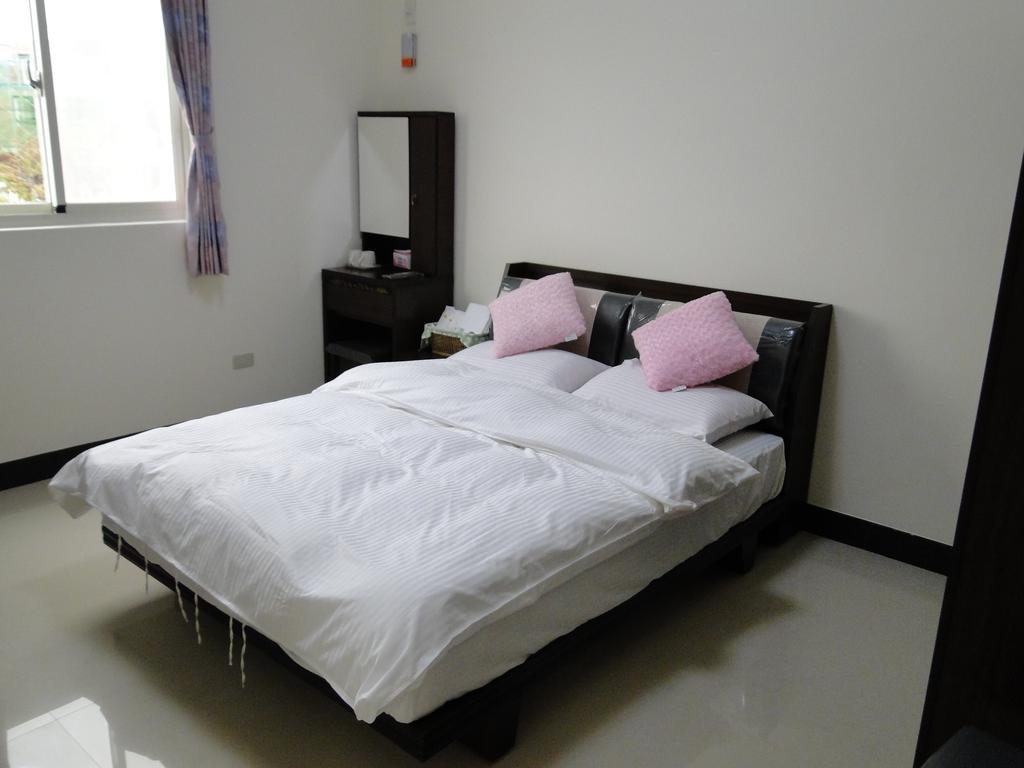 成功民宿 Km Bed And Breakfast Jinhu Quarto foto